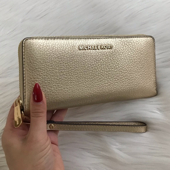 michael kors luggage gold wallet